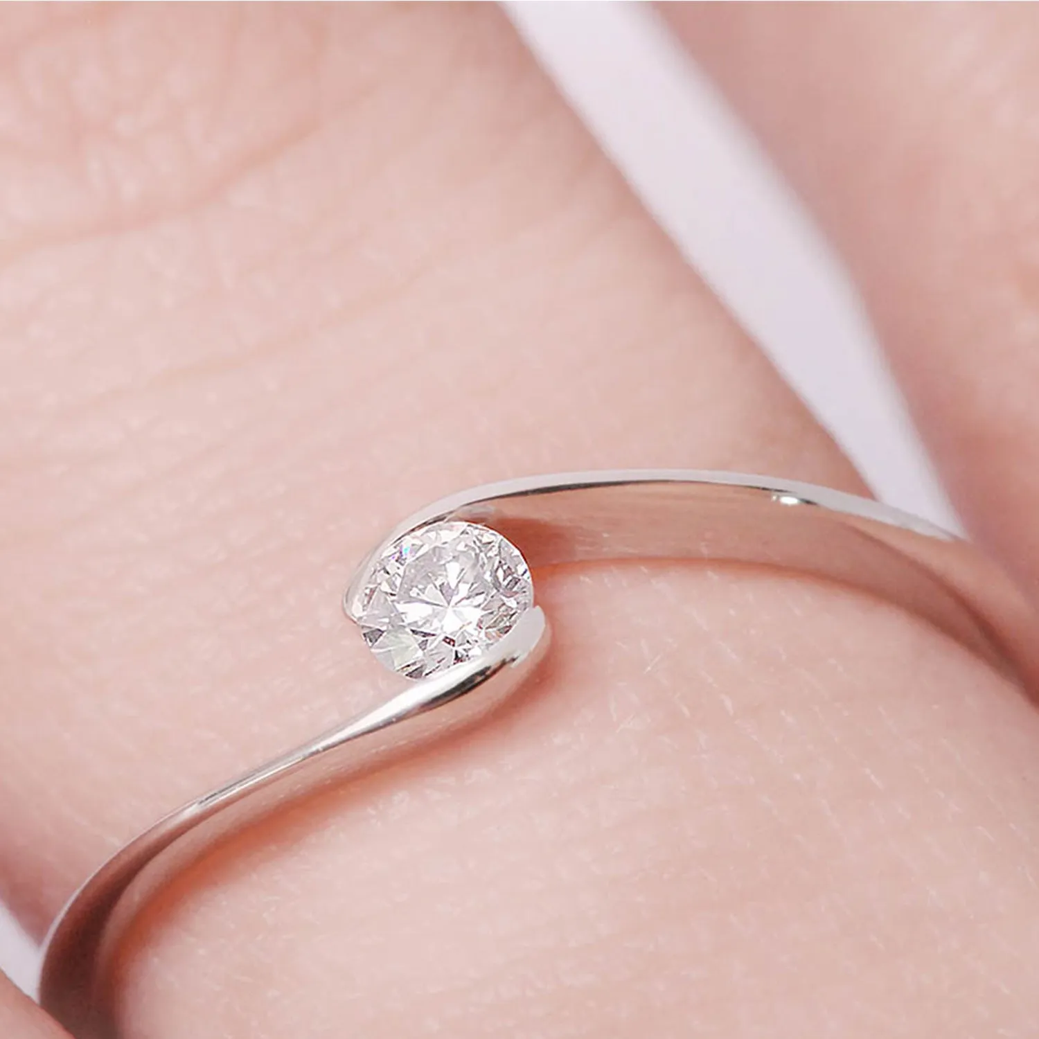 14k white gold promise ring with 0.10ct diamond