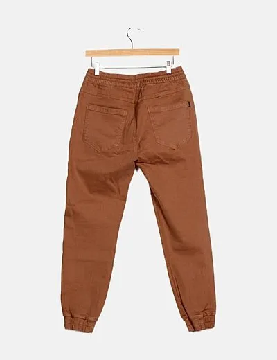 Brown Bershka jogger pants.