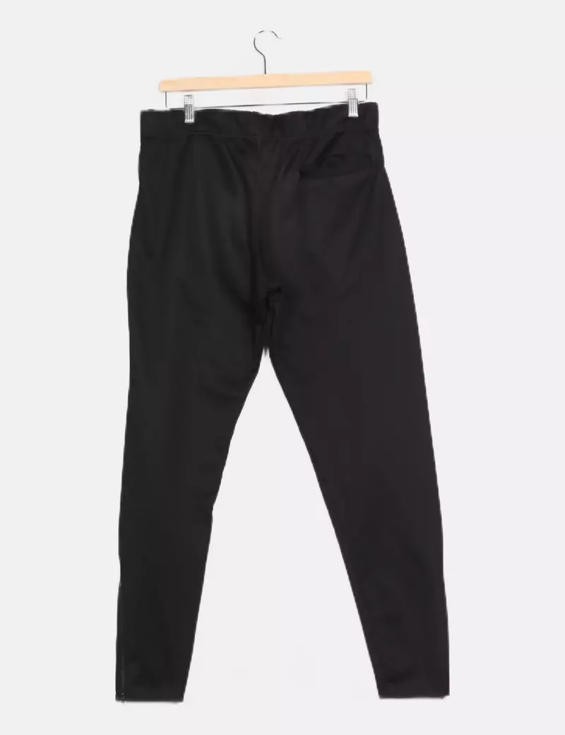 COS black basic jogger