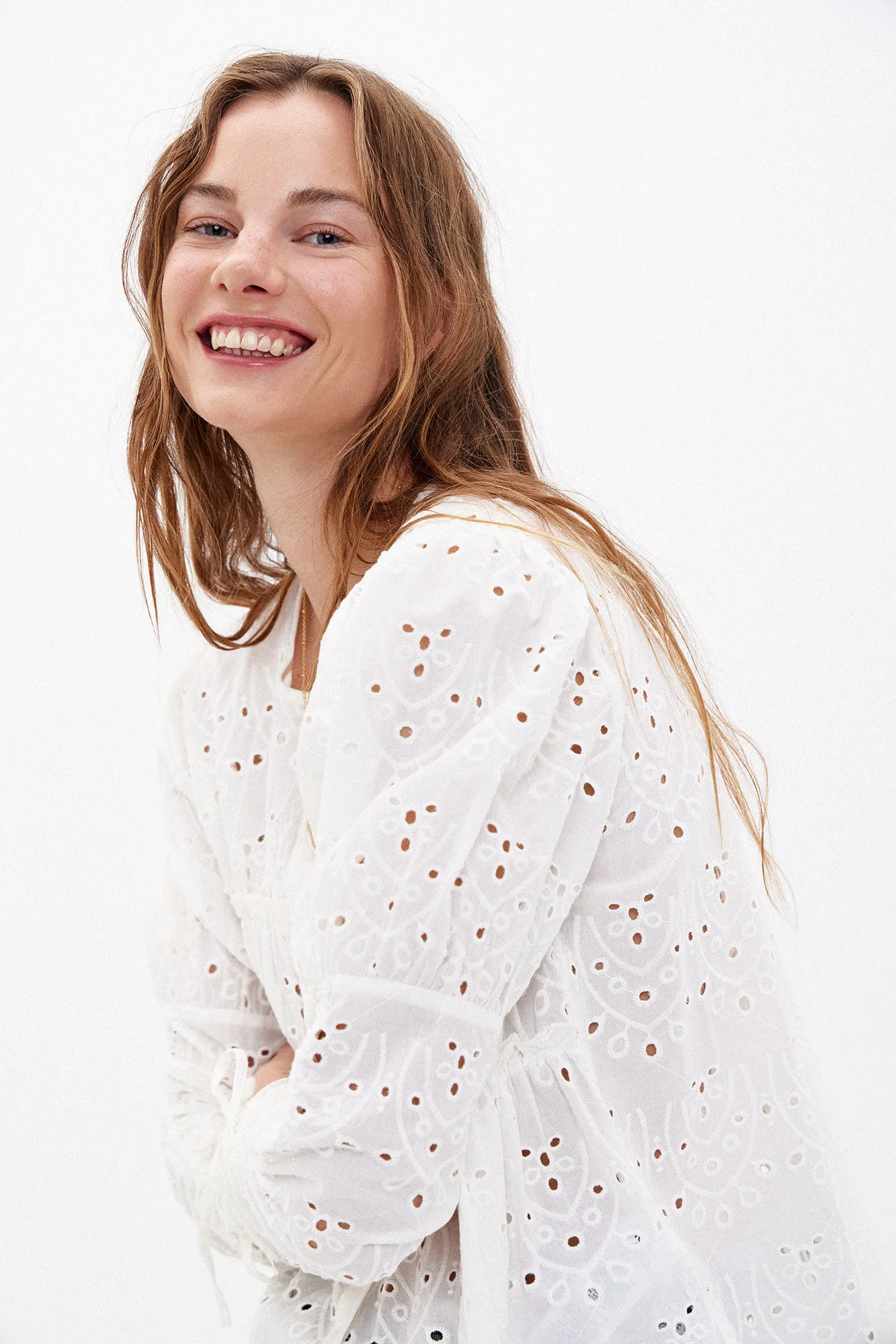 Elba. Cotton blouse with Swiss embroidery