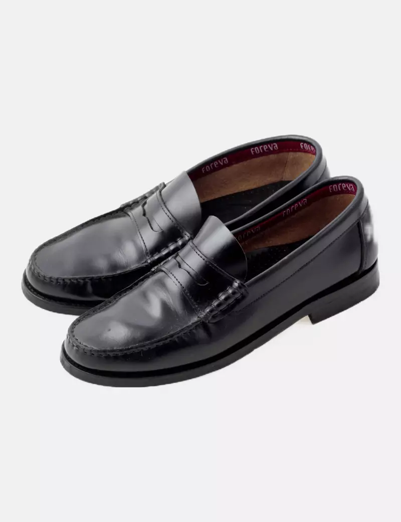 Black leather mocasin forever