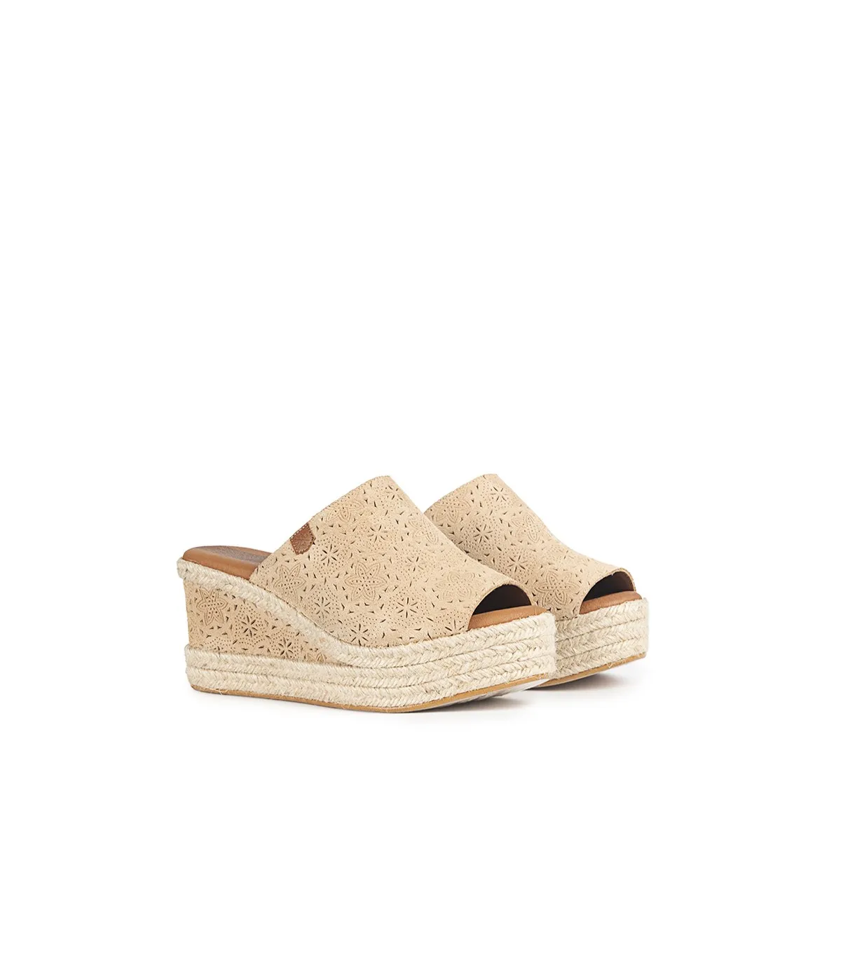 Low Wedge Sandal Engraved Beige