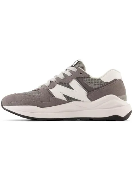 New Balance M5740VPB Gray Unisex Sneakers.