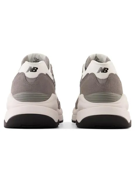 New Balance M5740VPB Gray Unisex Sneakers.