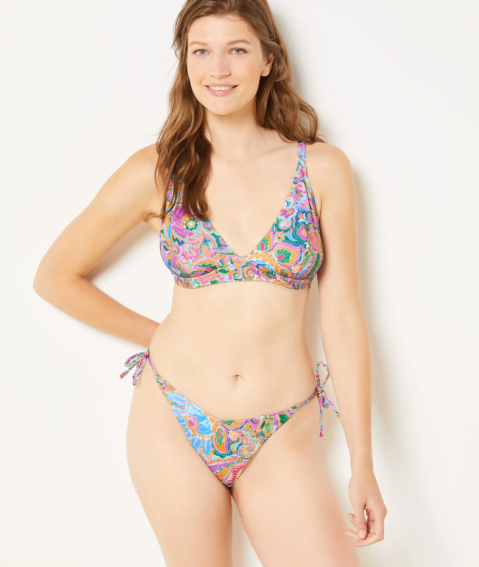 Rosklide multicolor bikini top with underwire. C-F cup sizes - Etam