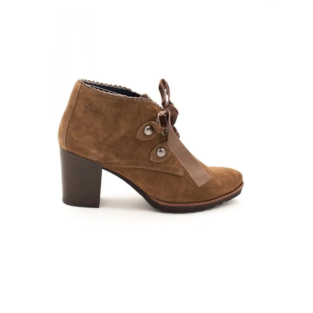 Suede-Leather Heeled Boot | Dorking FLUCHOS 7590 brown