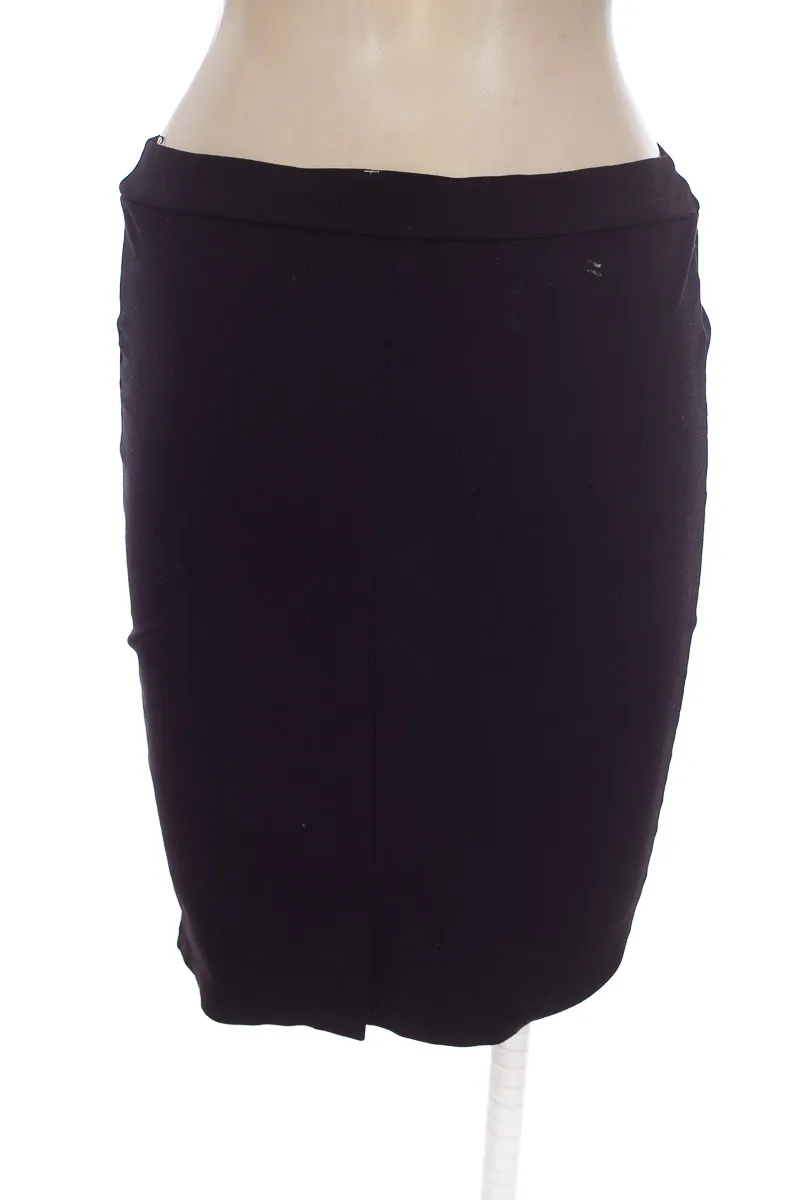 Wanawa Black Skirt